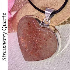 Ravishing Strawberry Quartz Gemstone Handmade Heart Pendant Necklace